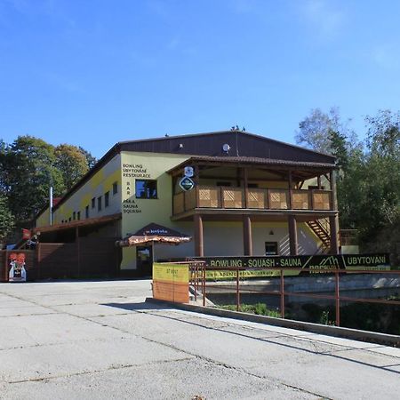 Rockhill Dacice Hotel Kültér fotó